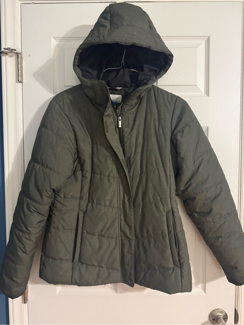 Columbia Women’s Green Hooded Insulated Puffer Jacket Size Medium